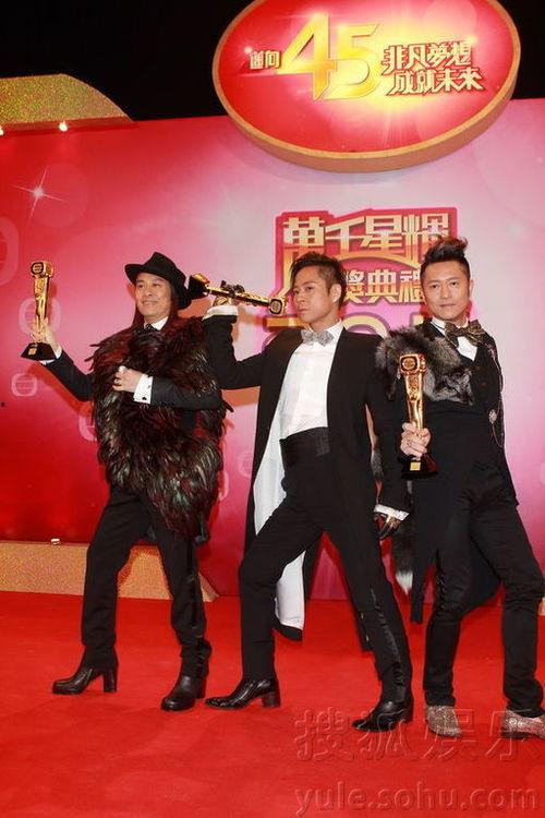 华丽明星赛 2011,璀璨星光下的精彩对决